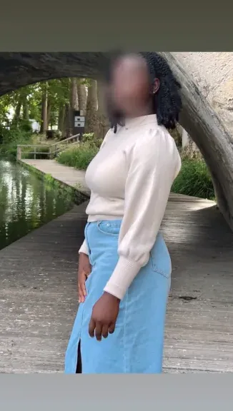 Andrea, 20