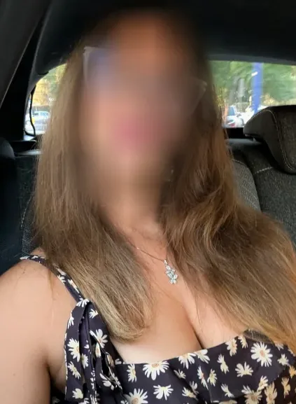 Annika, 30
