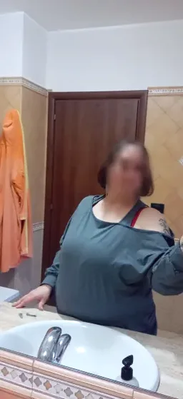Ela, 38