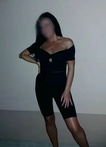 Fabienne, 36