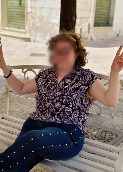 Fiona, 27