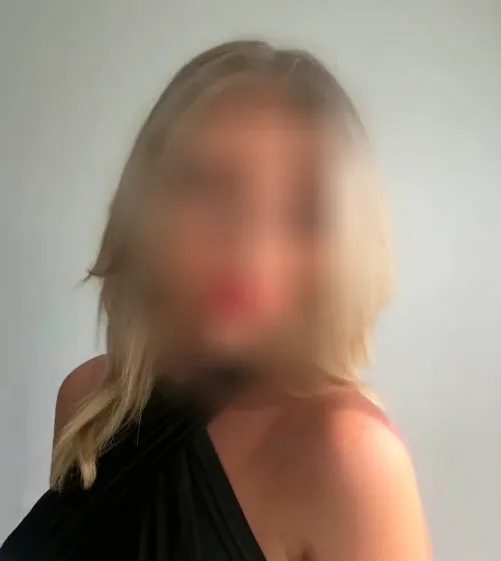 Helena, 32