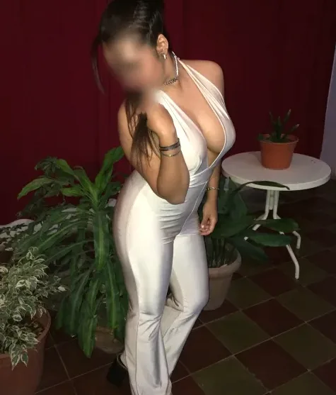 Josephine, 28