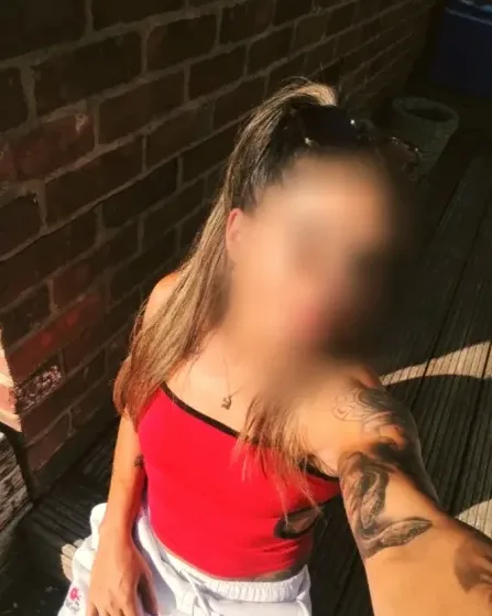 Lotta, 30