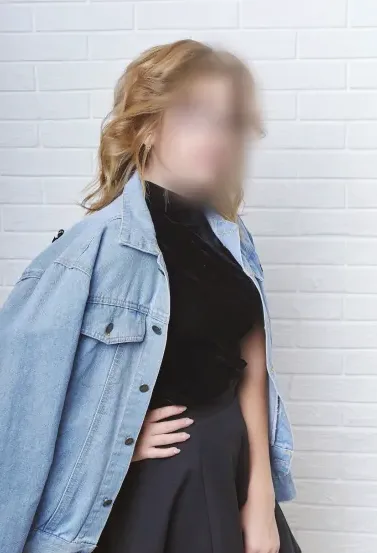 Melanie, 26
