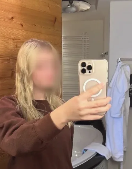 Wiebke, 20